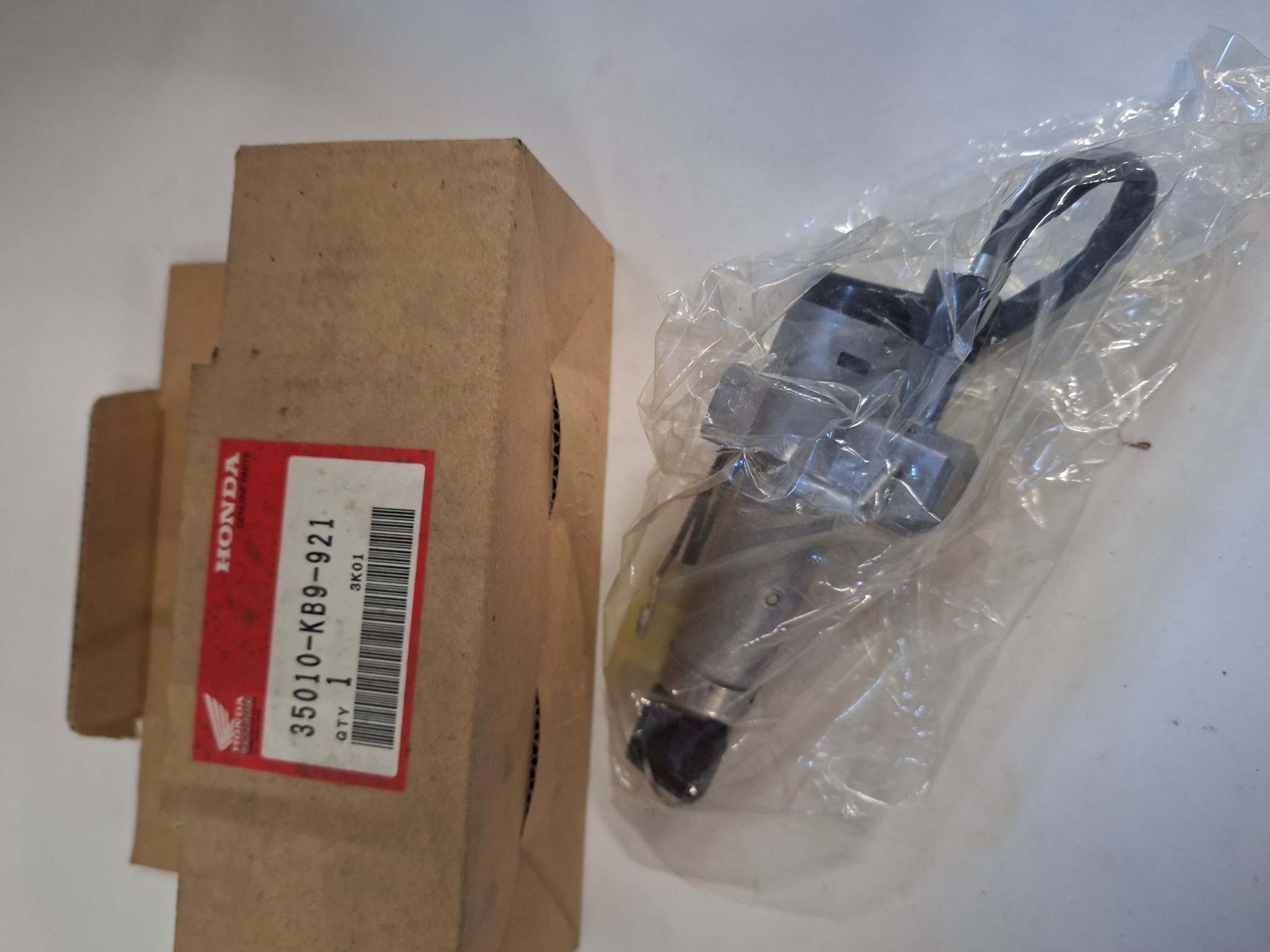 Picture of KEY SET  35010-KB9-921